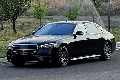 Berline de luxe-neuf